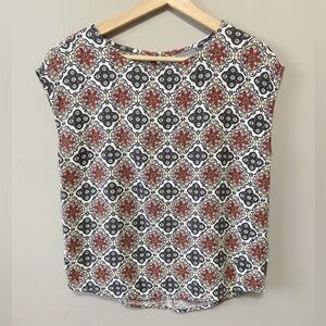 B.Young Elegant Women's Patterned Blouse in Red and Black